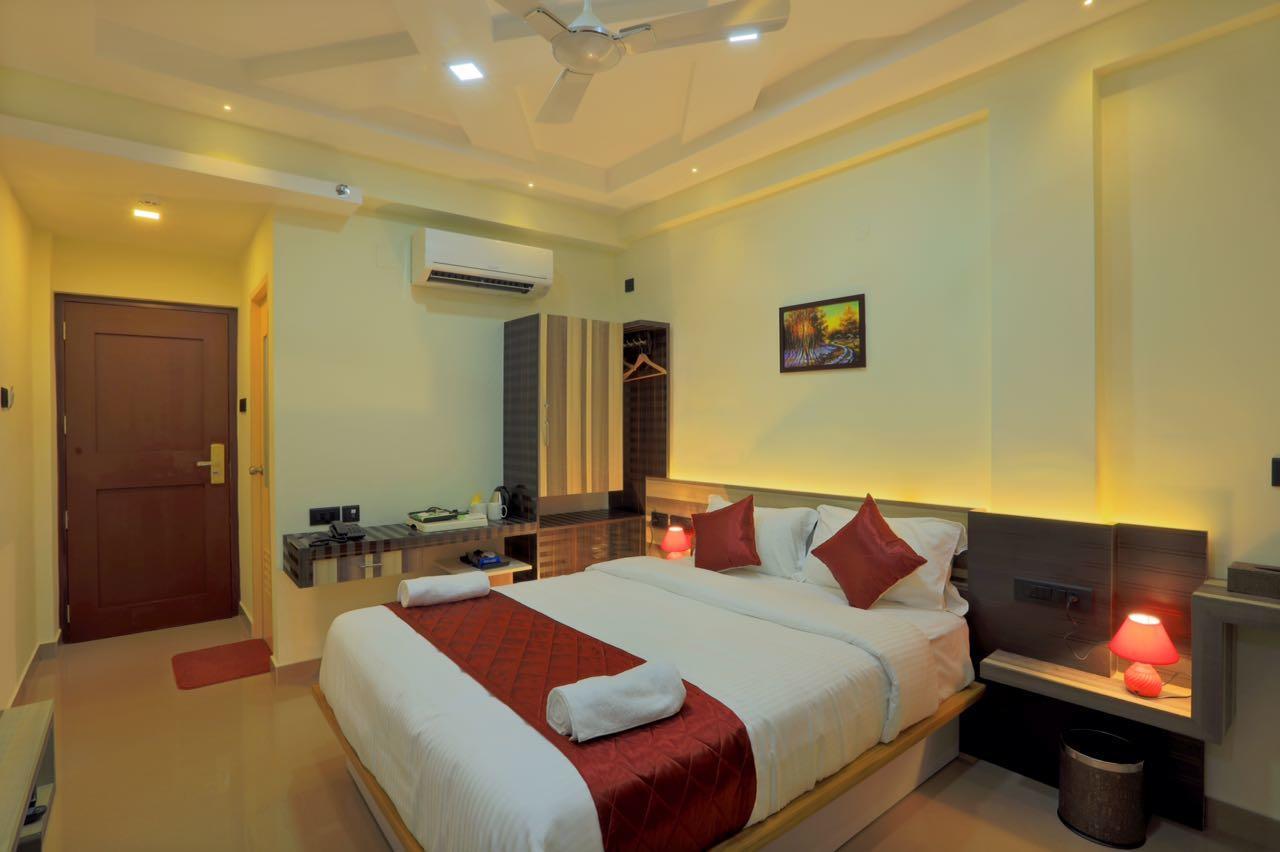 Kenz Residency Hotell Kochi Exteriör bild
